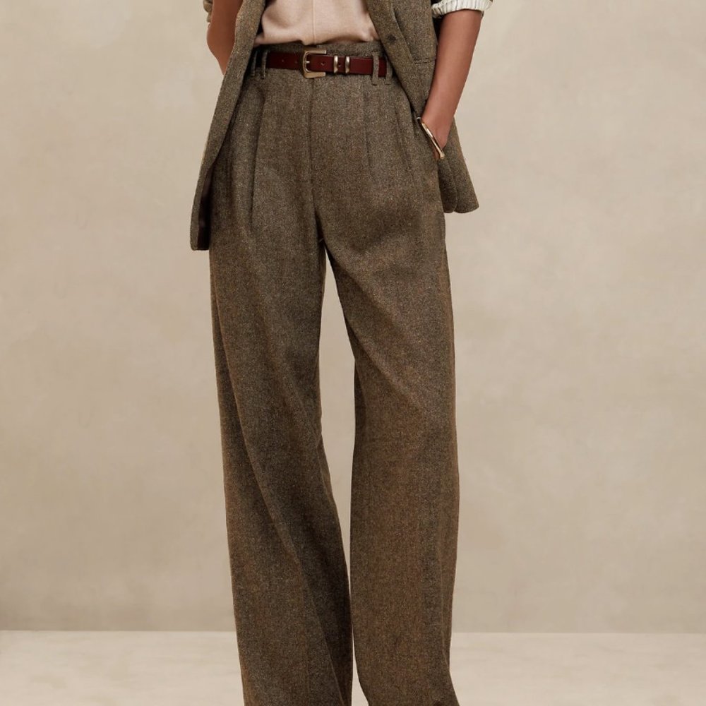 Banana Republic straight leg pant NWT size 0